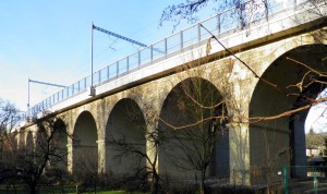 Úvalský viadukt Devět kanálů